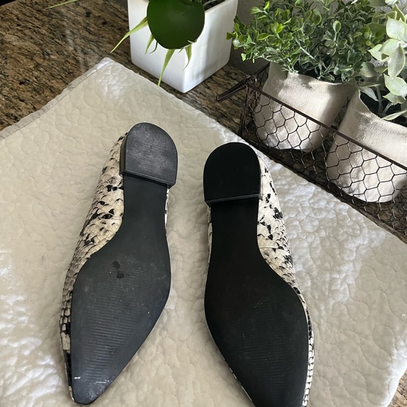 Calvin Klein shoes size #6 black and white - Picture 6 of 6